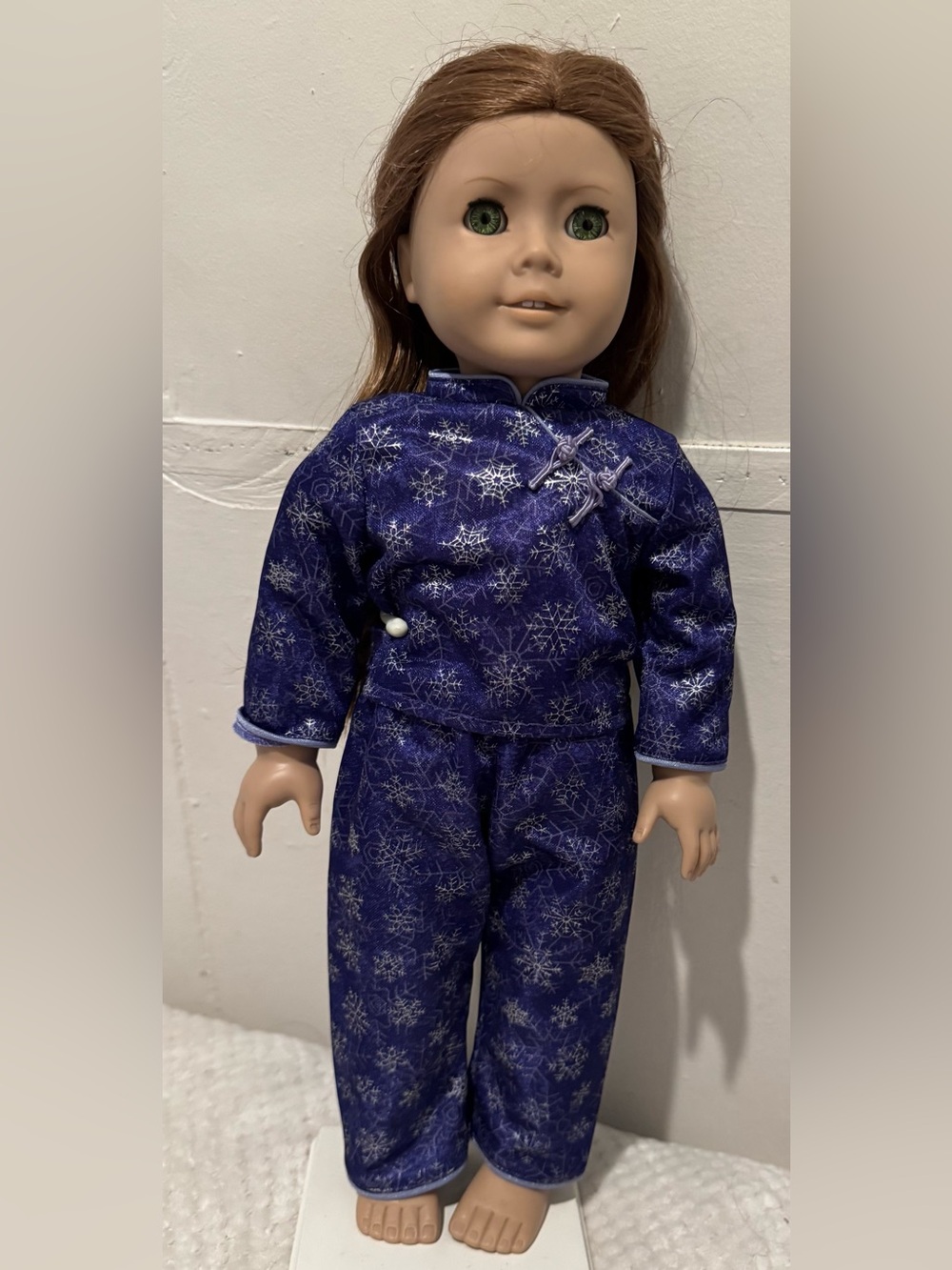 Vintage Pleasant Company Felicity Merriman Doll in American Girl Snowflake PJs L
